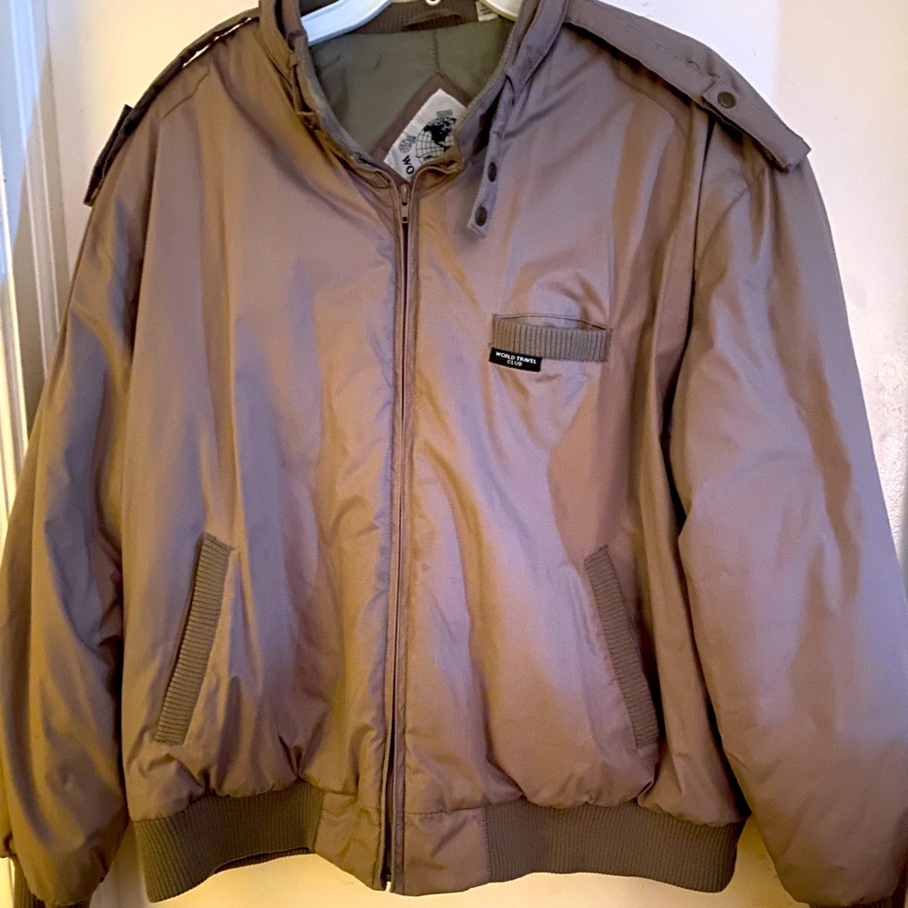 Vintage men 2X World Travel Club bomber jacket